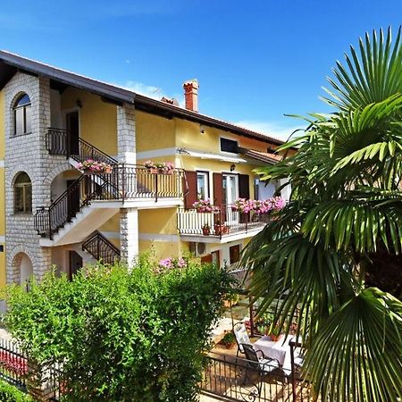 Apartments And Rooms Branka Новиград Экстерьер фото